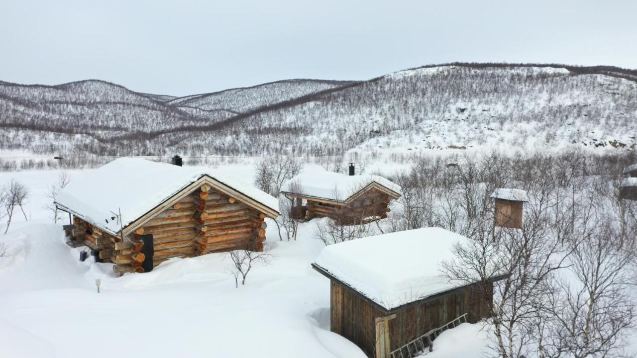 Osman Kelohovi Villa Утсьоки Екстериор снимка